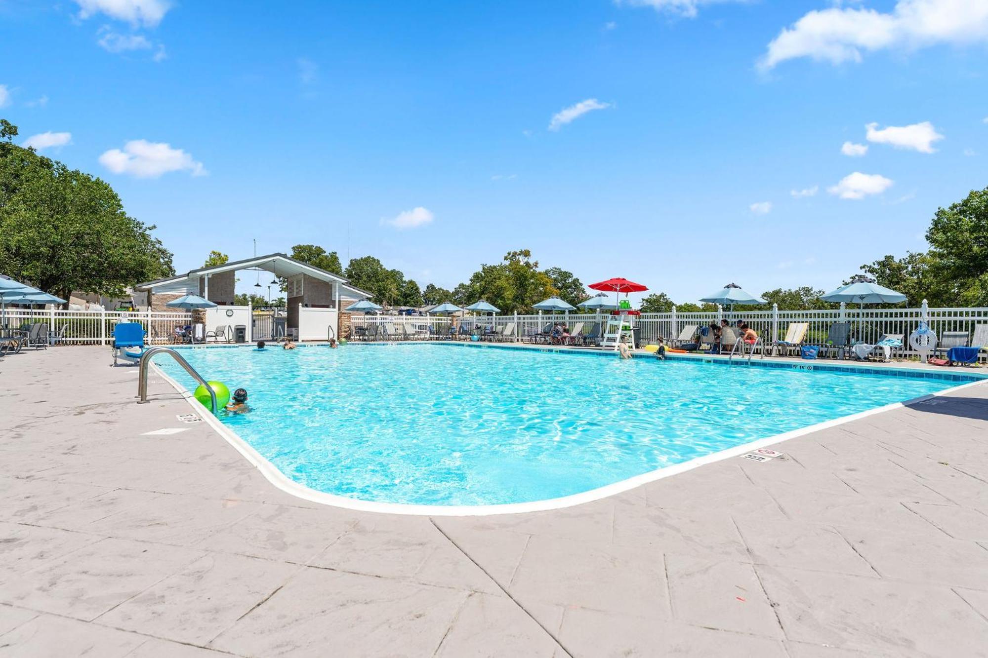Cozy Top Floor 2Br Condo With View And Amenities!! Point Lookout Exterior foto